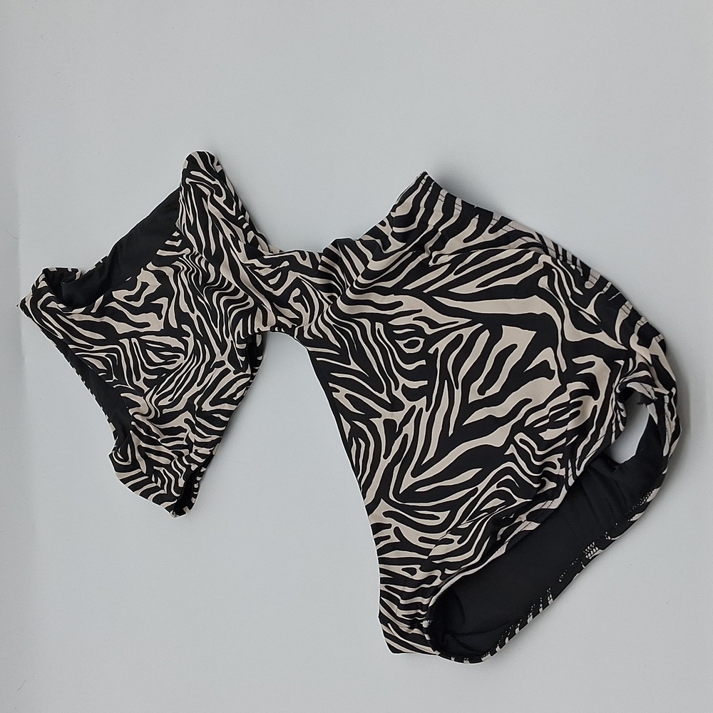 Beach Riot Celine One-Piece Swimsuit Zebra Print M *FLAW* - Picture 7 of 12